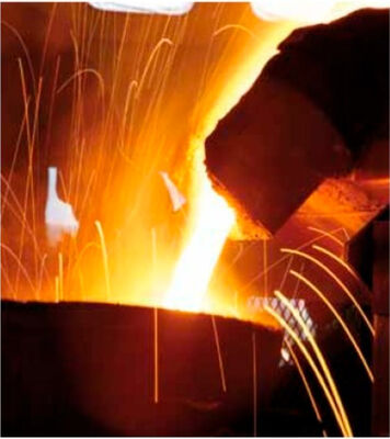 উত্পাদন বিক্রয় ইন্ডাকশন স্ক্র্যাপ/পুনর্ব্যবহৃত ধাতু গলন সরঞ্জাম